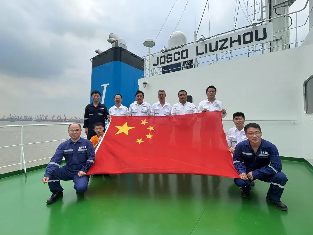 智能节能环保明星轮“江远柳州”完成海上性能测试
