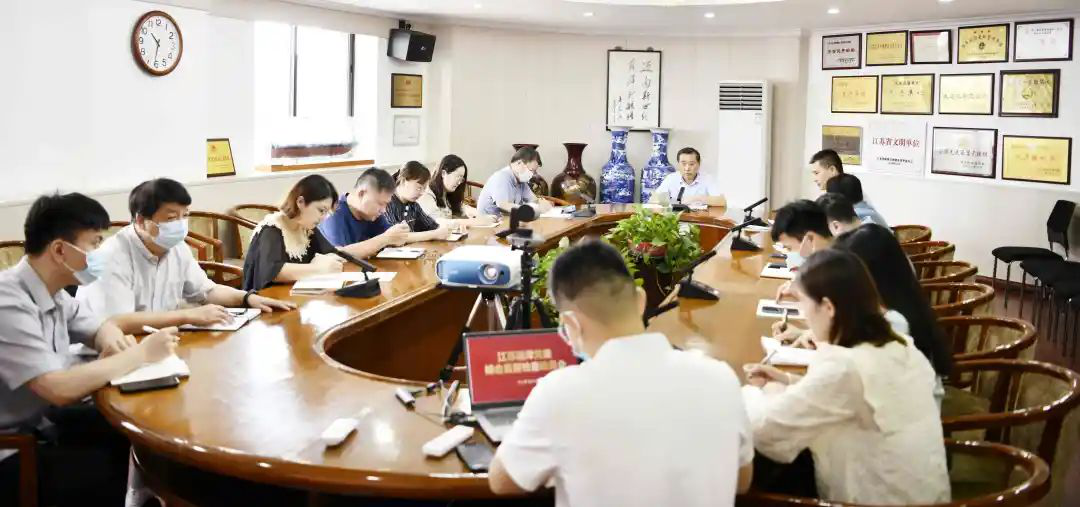江苏远洋党委对外供公司党支部开展综合监督检查