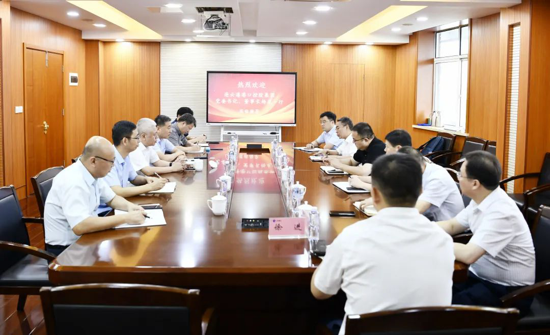 连云港港口控股集团拜访江苏远洋就进一步深化战略合作达成共识