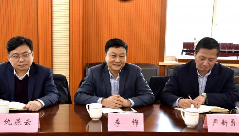 省港口集团物流公司李锦董事长一行来我司拜访