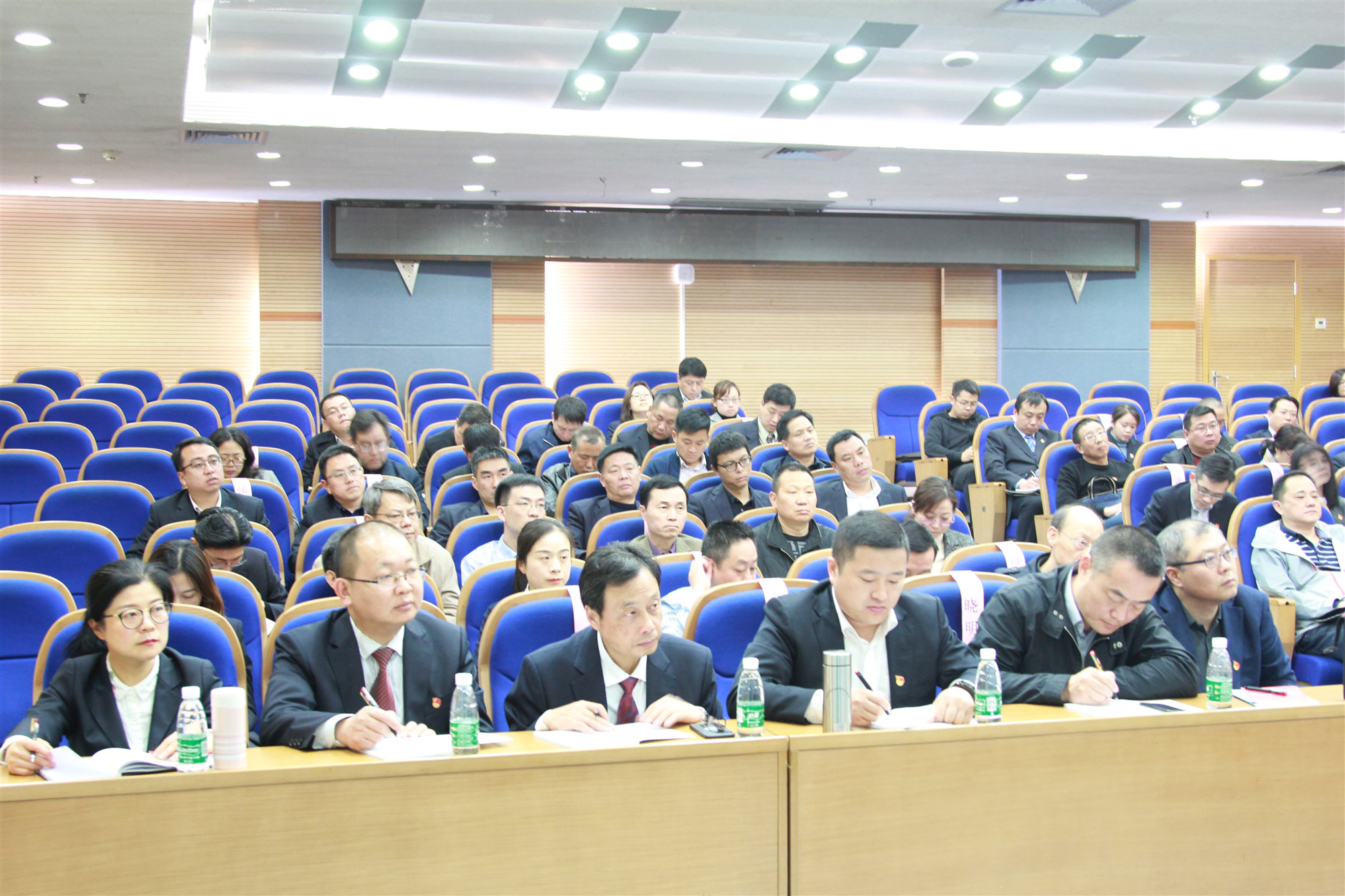 微信图片_20190320144152_副本.jpg
