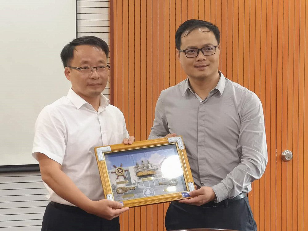 微信图片_20190625172641_副本.jpg