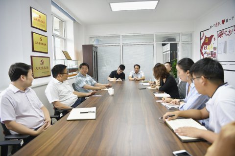 省港口集团领导对我司航运部进行调研