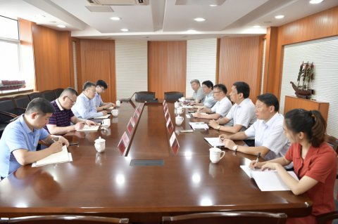 浙江海运集团陈金总经理一行来我司拜访