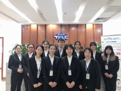 红妆也有凌云志  卓越服务勇争先