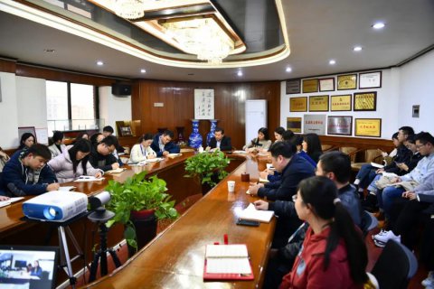 肩挑港航融合新使命 勇踏创新发展新征程 江苏远洋举办青年职工座谈会