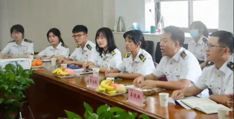 集美大学航海学院“智思领航2.0”暑期实践队探访江苏远洋