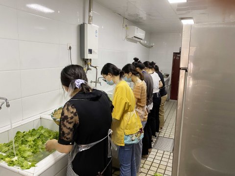 战疫有我 特殊时期的别样“志愿者”